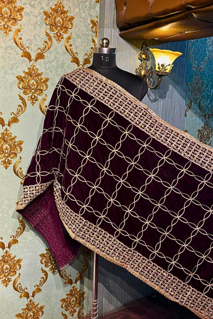 𝗤𝗨𝗠𝗔𝗦𝗛 𝗦𝗵𝗮𝘄𝗹𝘀: Wine Embroidered Velvet Shawl - Image 3